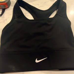 Sports bra